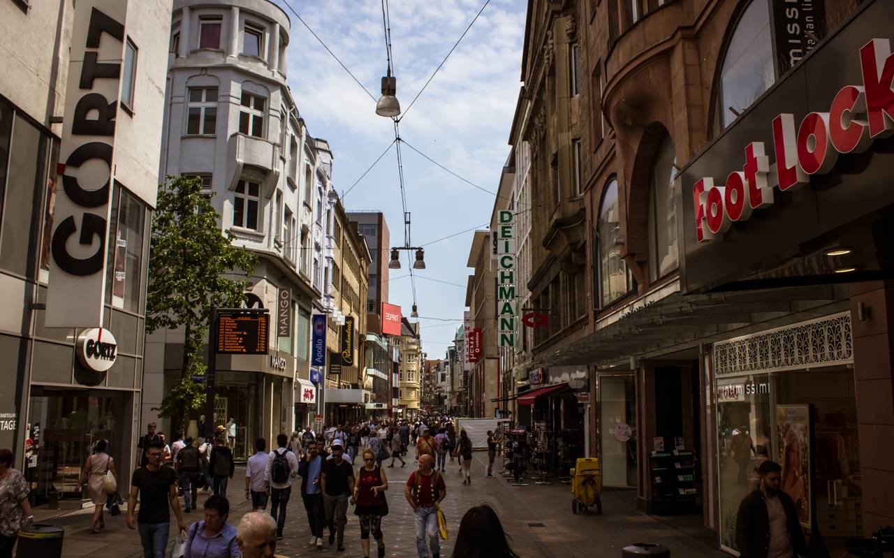 Der Westenhellweg in der Dortmunder Innenstadt.