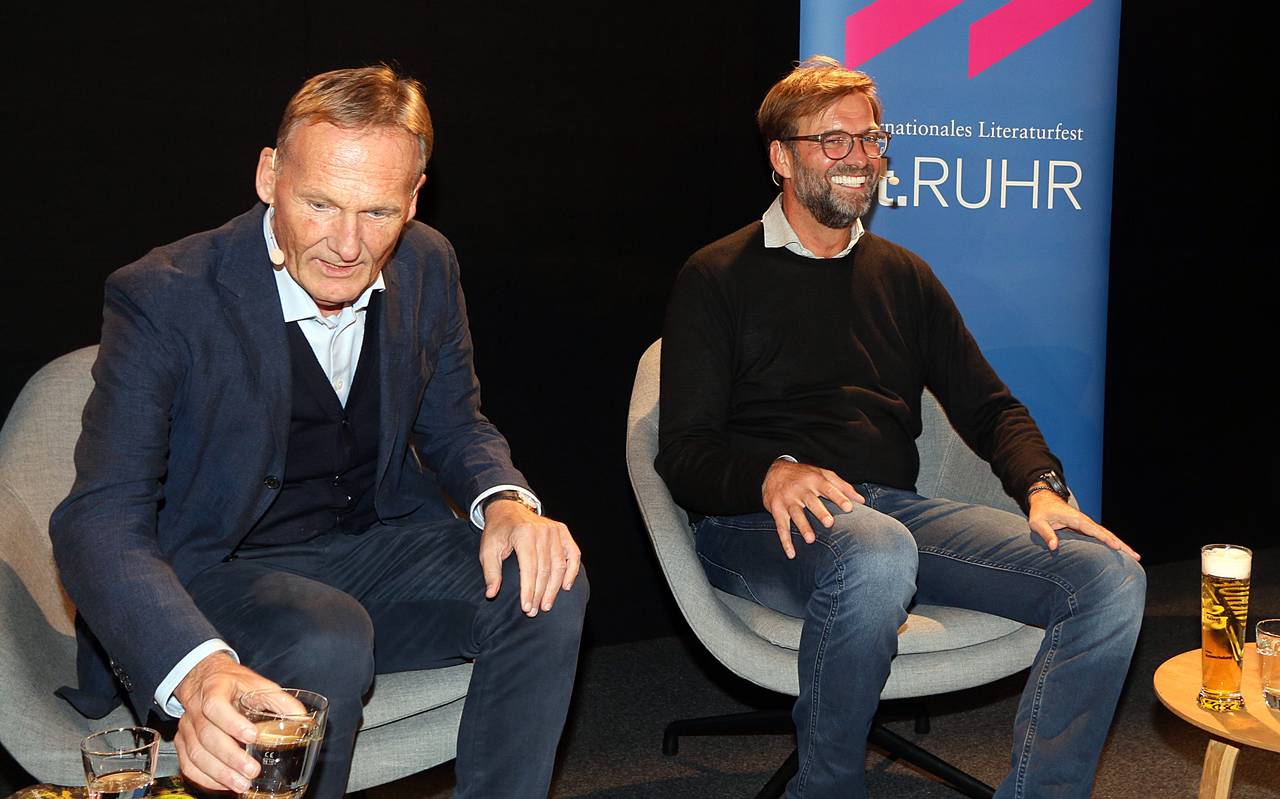Hans-Joachim Watzke und Jürgen Klopp bei der Buchvorstellung.