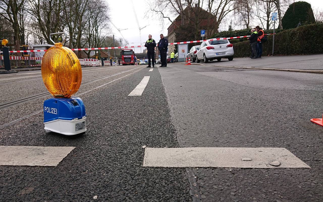 Unfallabsperrung Körner Hellweg / Wambeler Hellweg.