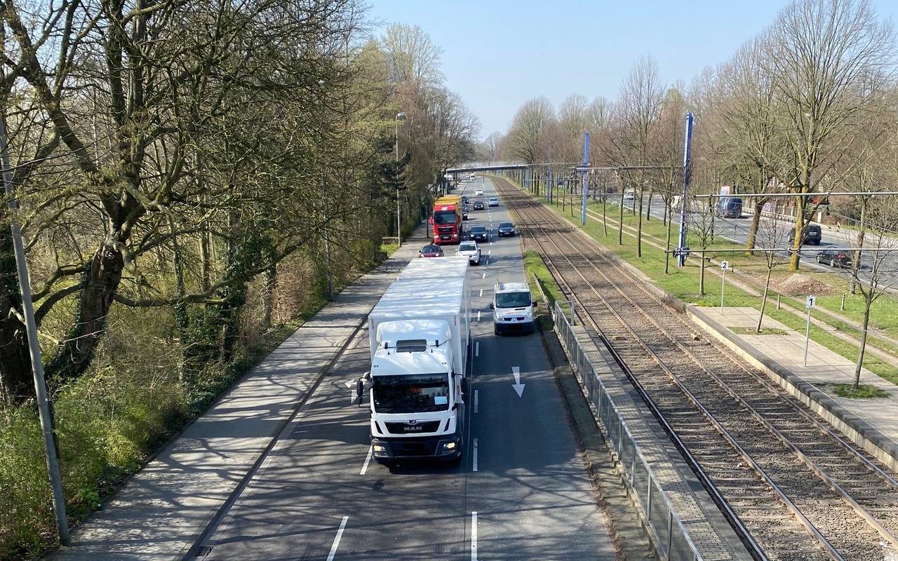 B1 Richtung Unna in Dortmund.