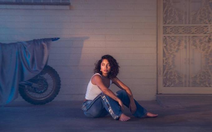 Albumcover Kiana Ledé "Kiki"