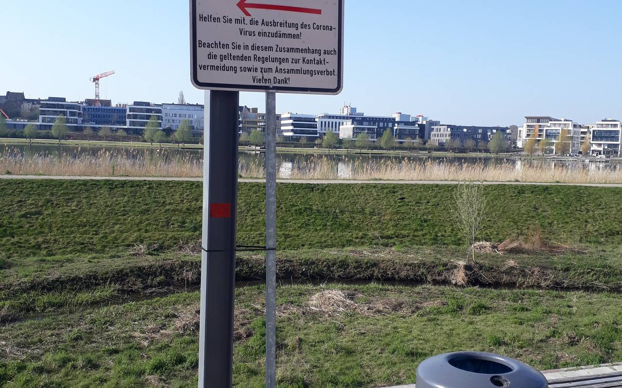 PHOENIX See mit der neuen Beschilderung