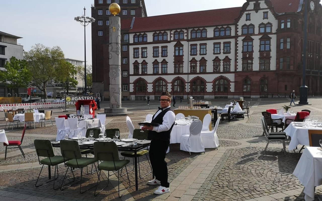 Gastronomen in Dortmund machen auf die schwierige Zeit während der Corona-Krise aufmerksam.