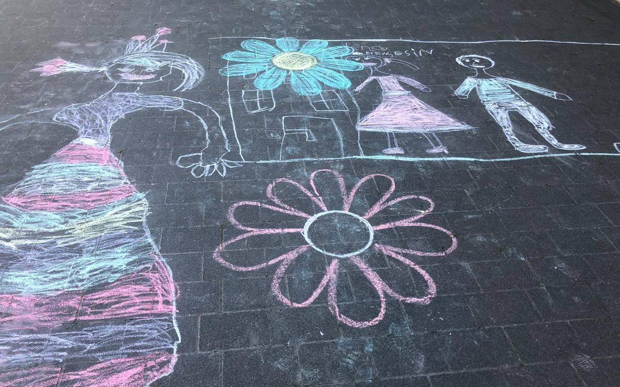 Kreidebild auf dem Schulhof der Hansaschule in Huckarde.