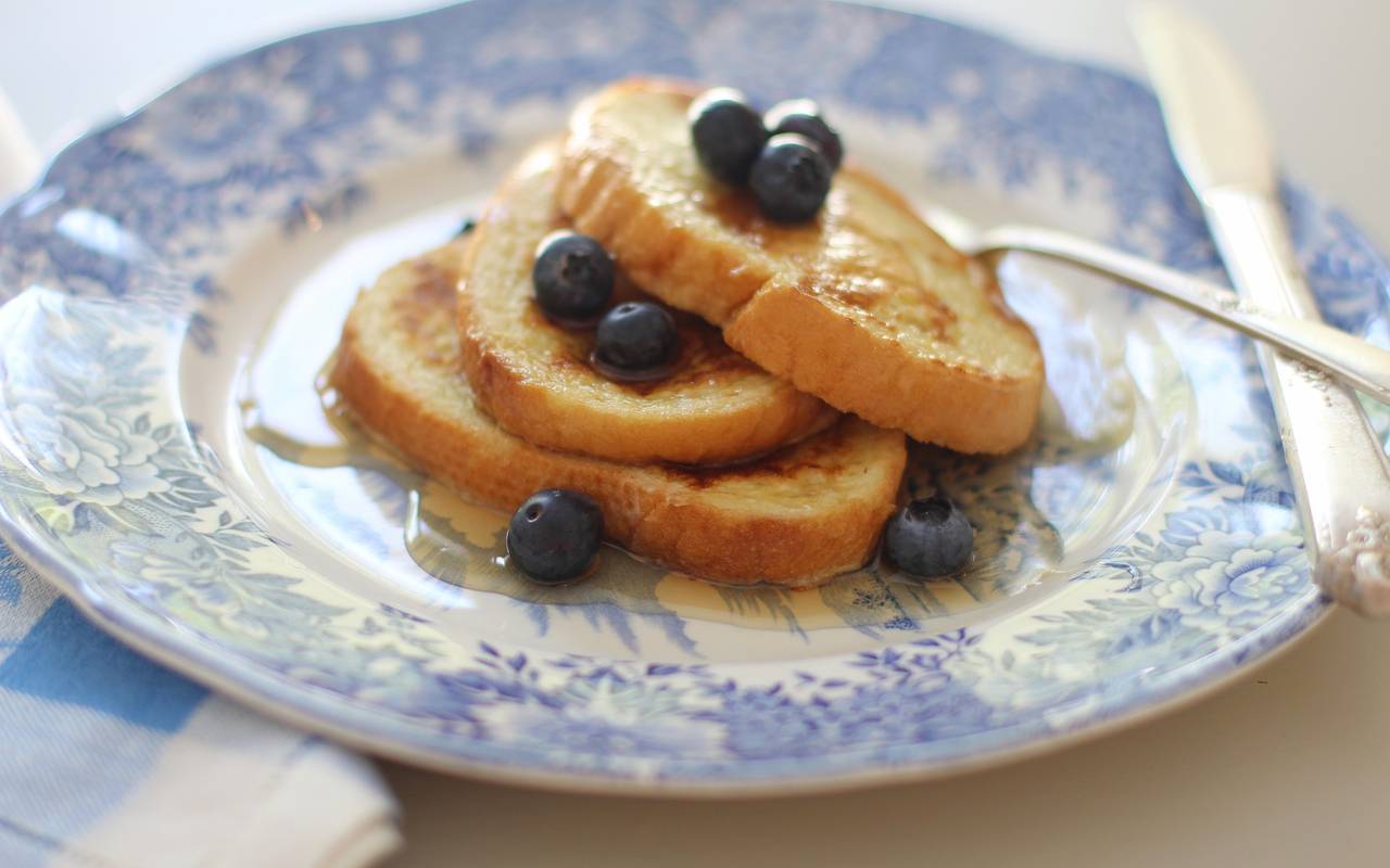 Pancakes mit Sirup (Symbolbild)
