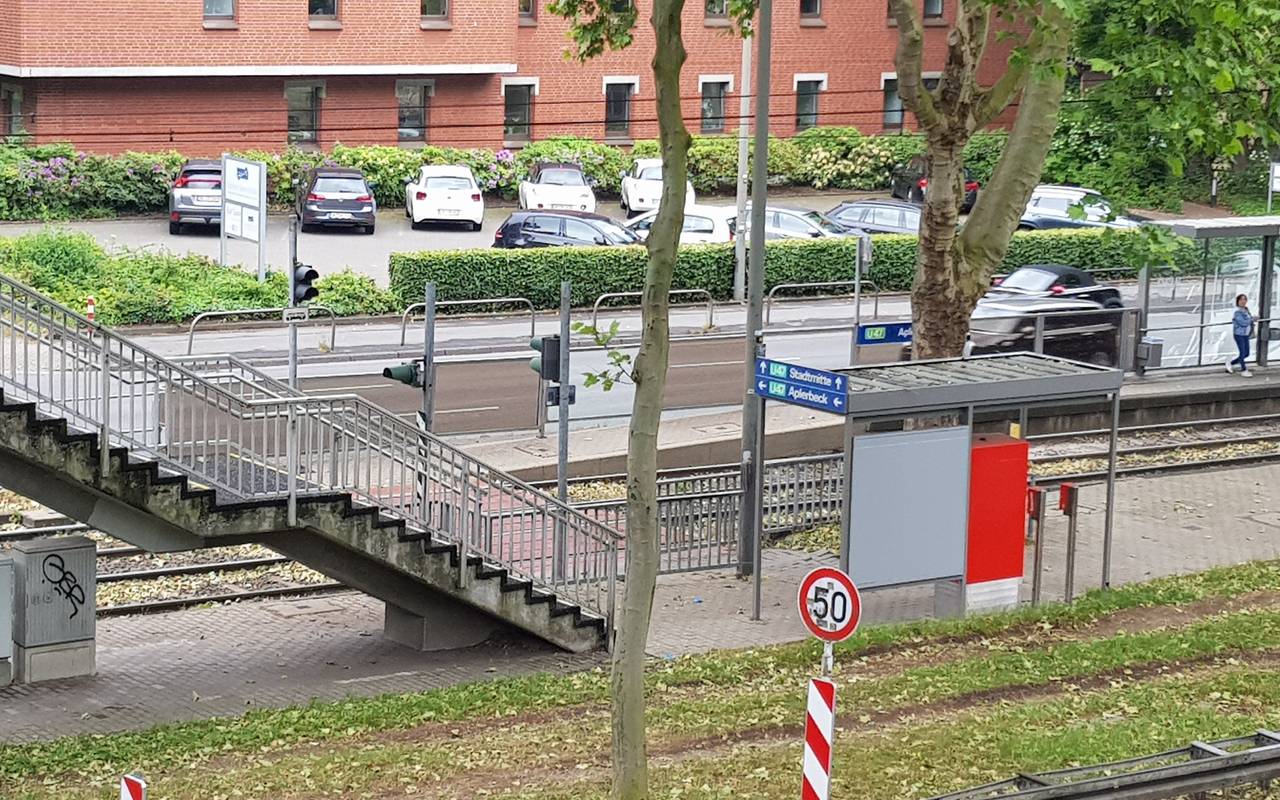 Stadtbahnhaltestellen auf der B1 sollen barrierefrei erreichbar sein.