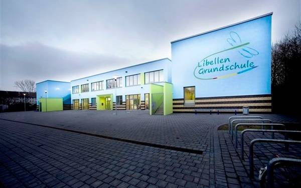 Gebäude der Libellen Grundschule in Dortmund.