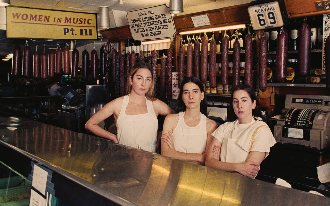 Album Cover Women in Music Part III von HAIM