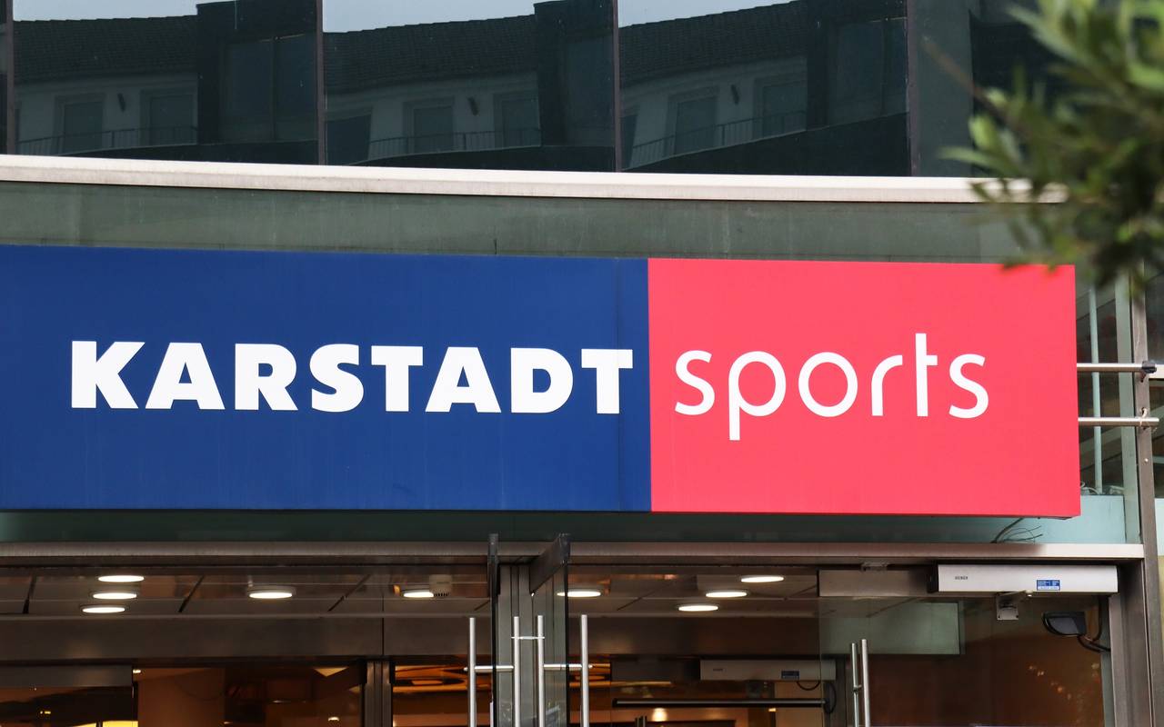 Karstadt Sports Filiale in Dortmund.