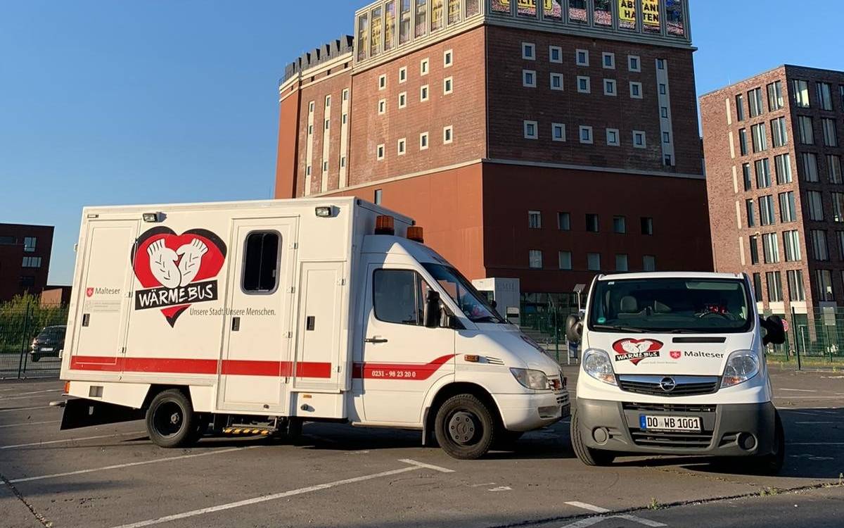 Dortmunder Wärmebus vor dem U-Turm