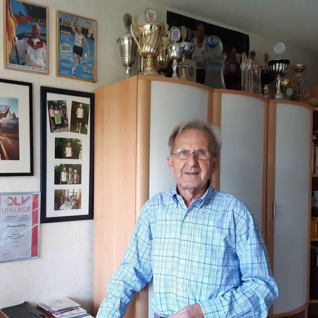 Ziemlich genau vor 30 Jahren ist der Dortmunder Sportler Klemens Wittig einen seiner wichtigsten Marathons gelaufen - unterm Brandenburger Tor entlang.