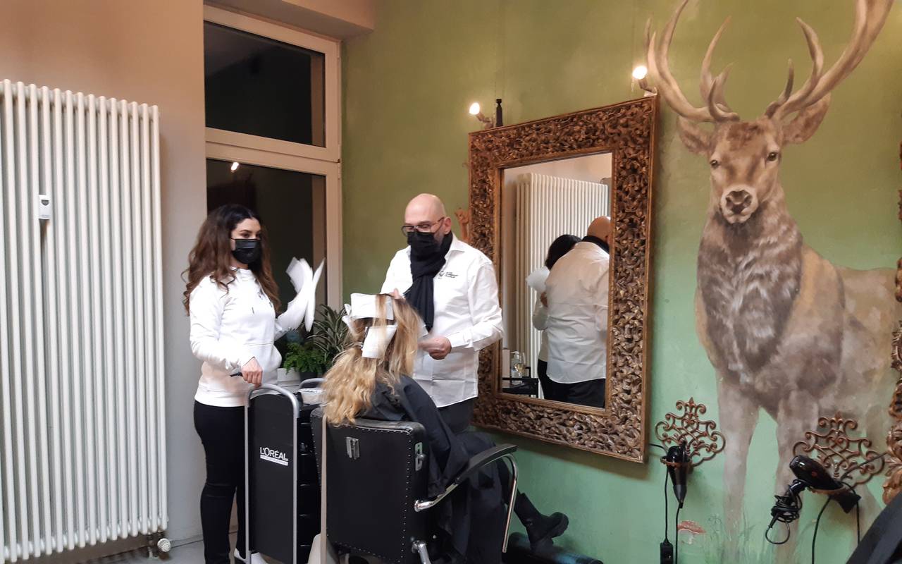 Friseurtermin um Mitternacht bei einem Dortmunder Friseur.