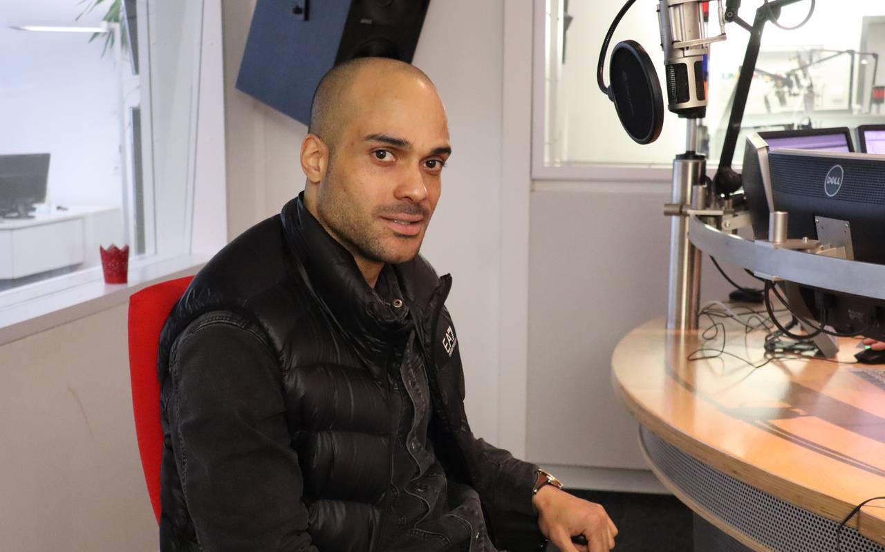 Der ehemalige BVB-Profi David Odonkor im Radio 91.2-Studio in Dortmund.