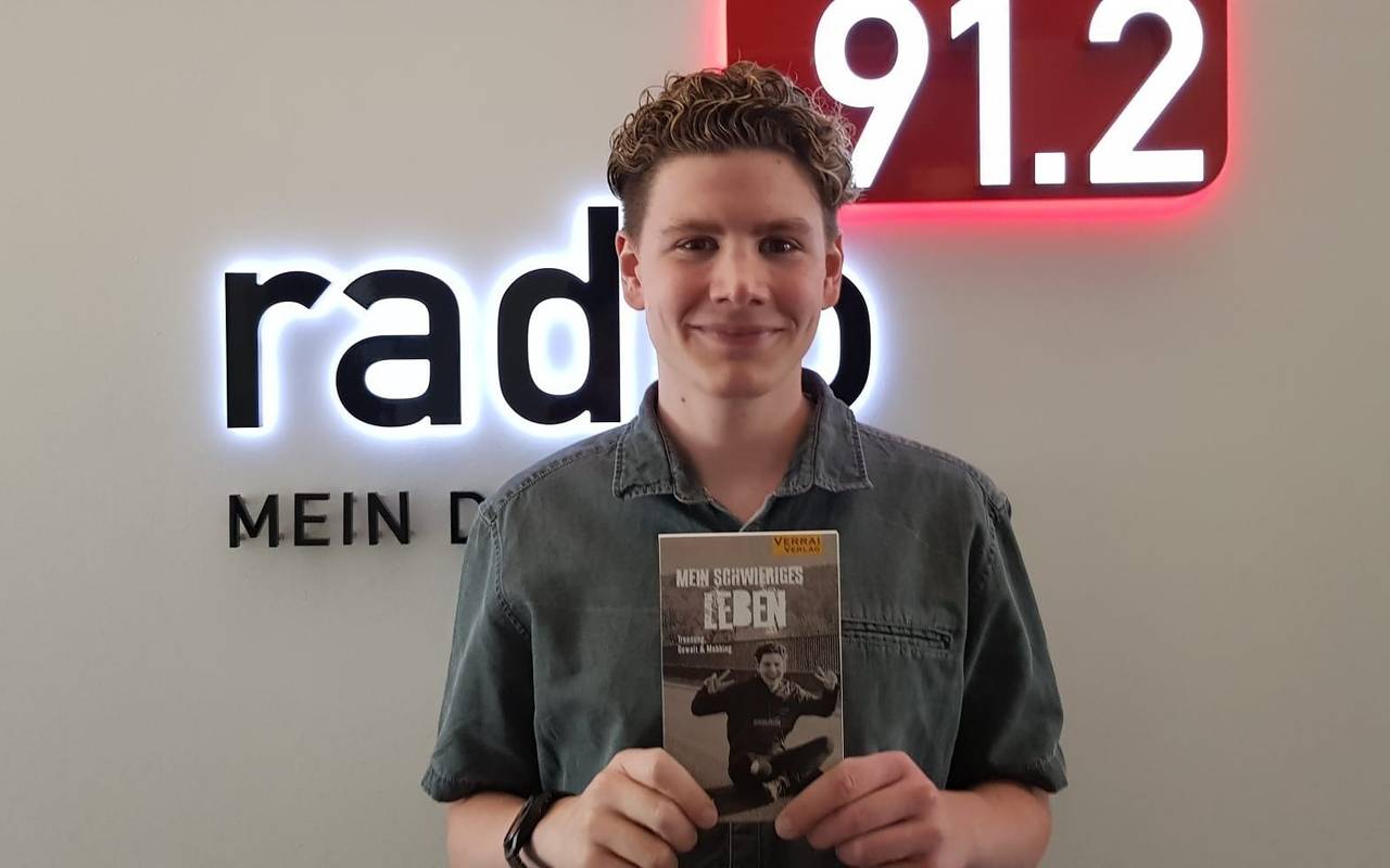 Dortmunder Jan Leidag hat ein Buch über sein Leben geschrieben.