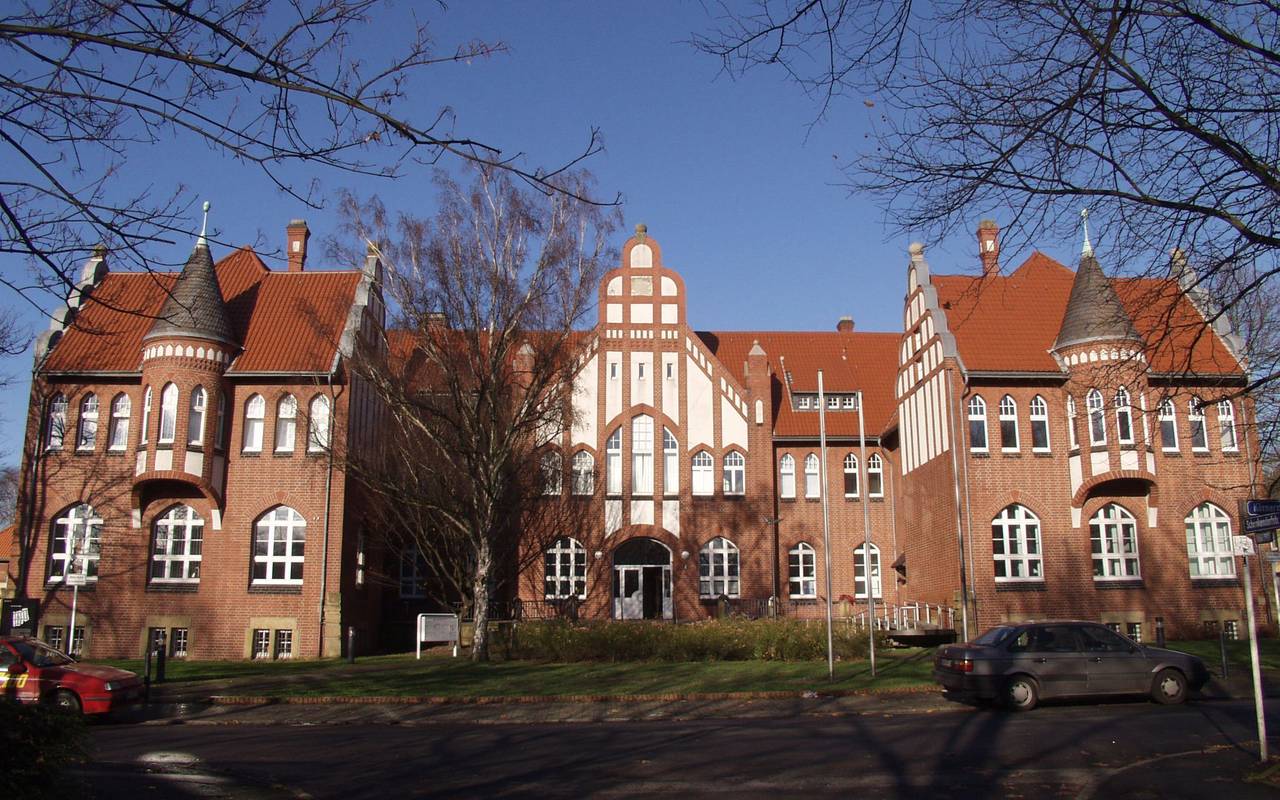 Das Schloss Eving am Nollendorfplatz