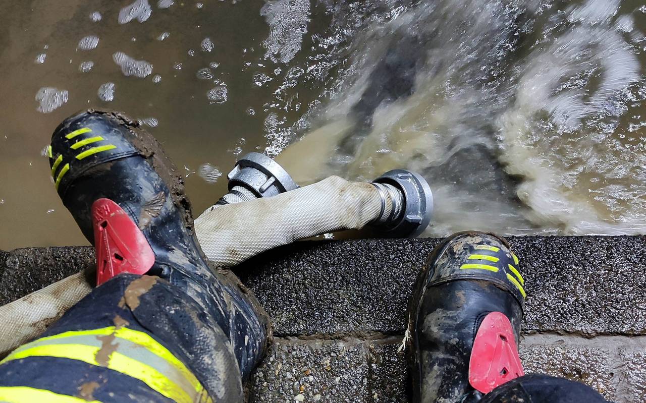 Feuerwehr Dortmund: Abpumpen