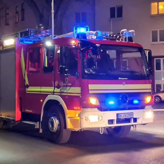 Feuerwehr Dortmund: Feuerwehrauto im Einsatz