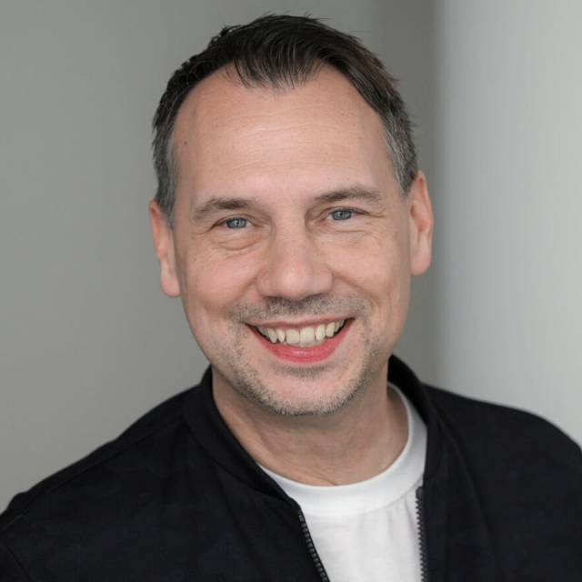 Der Bestseller-Autor Sebastian Fitzek bei einem dpa-Interview