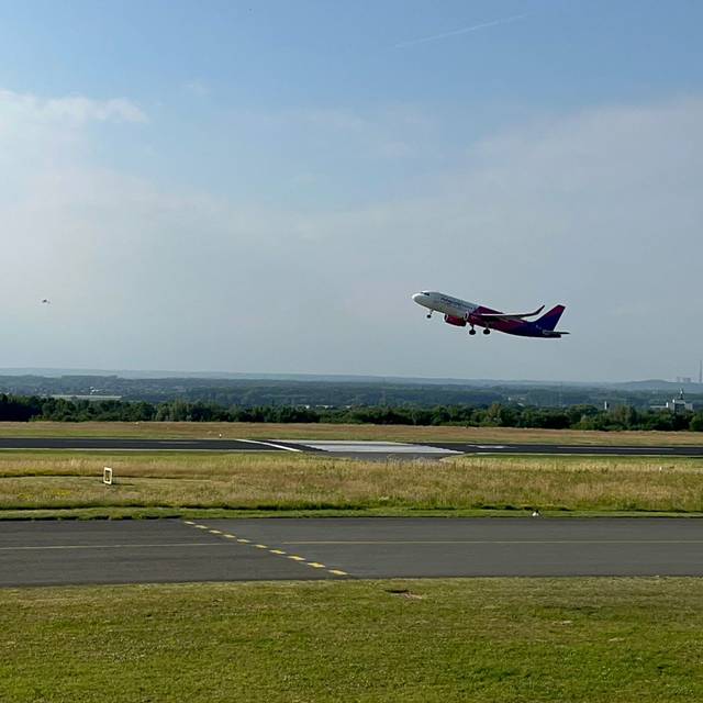 Flughafen Dortmund Landebahn