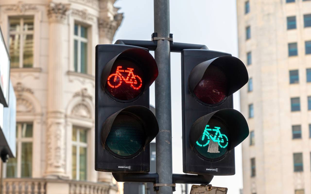 Rote und grüne Fahrradampel