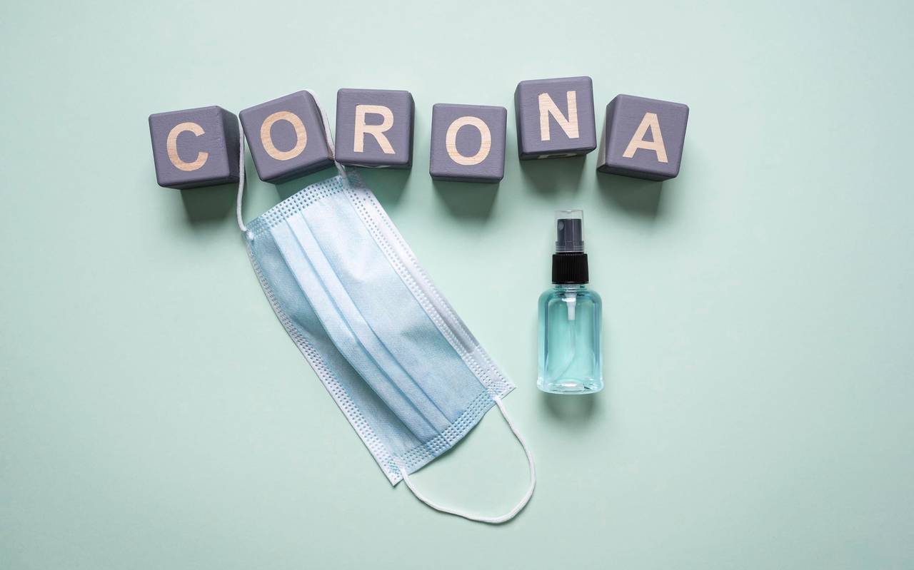 Bausteine auf den Corona steht