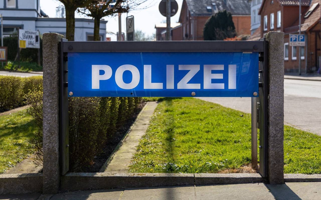 Polizeischild