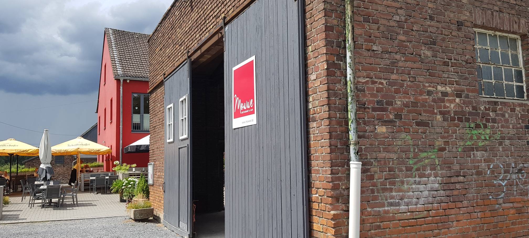 Entspannen im Café in Lanstrop