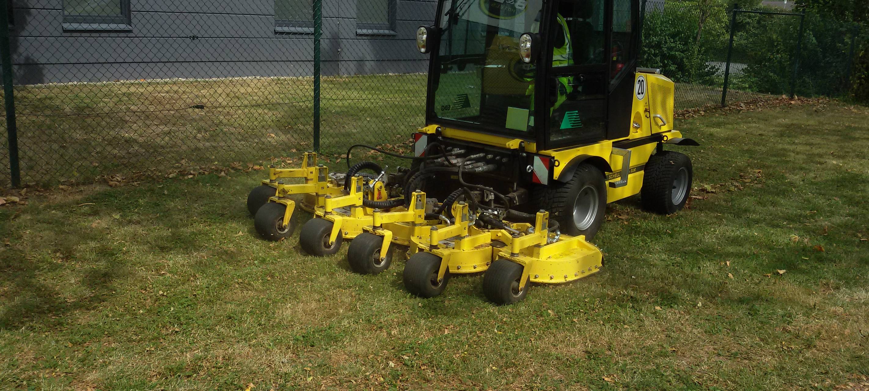 EDG zieht erste Bilanz bei Grünpflege an Straßen und Wegen