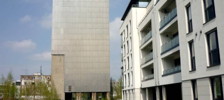 Höhenretter suchen Kinder in Brauereiruine