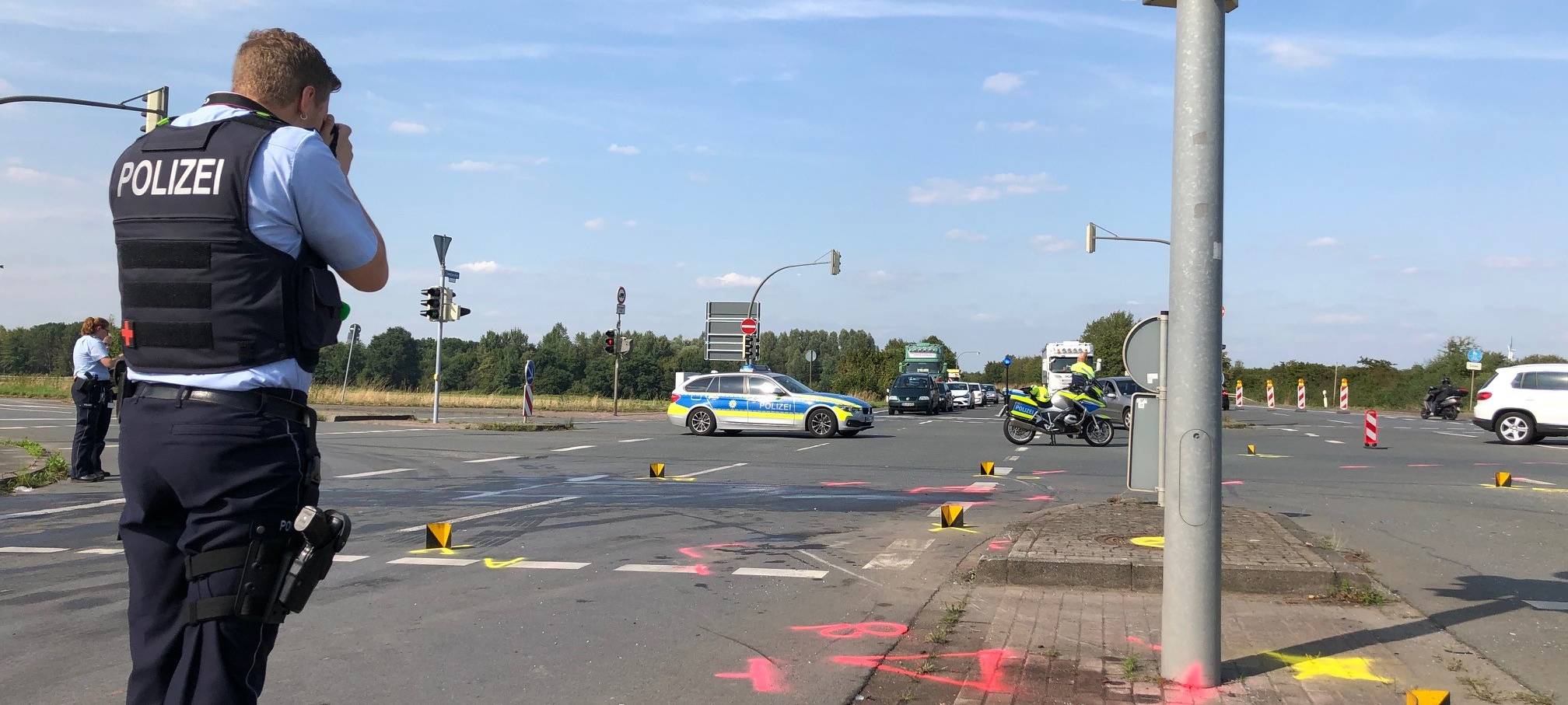 Nach schwerem Unfall: Autofahrerin außer Lebensgefahr