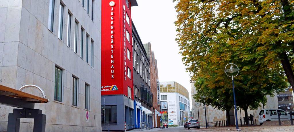 Abschlepper in der Silberstraße im Dauereinsatz