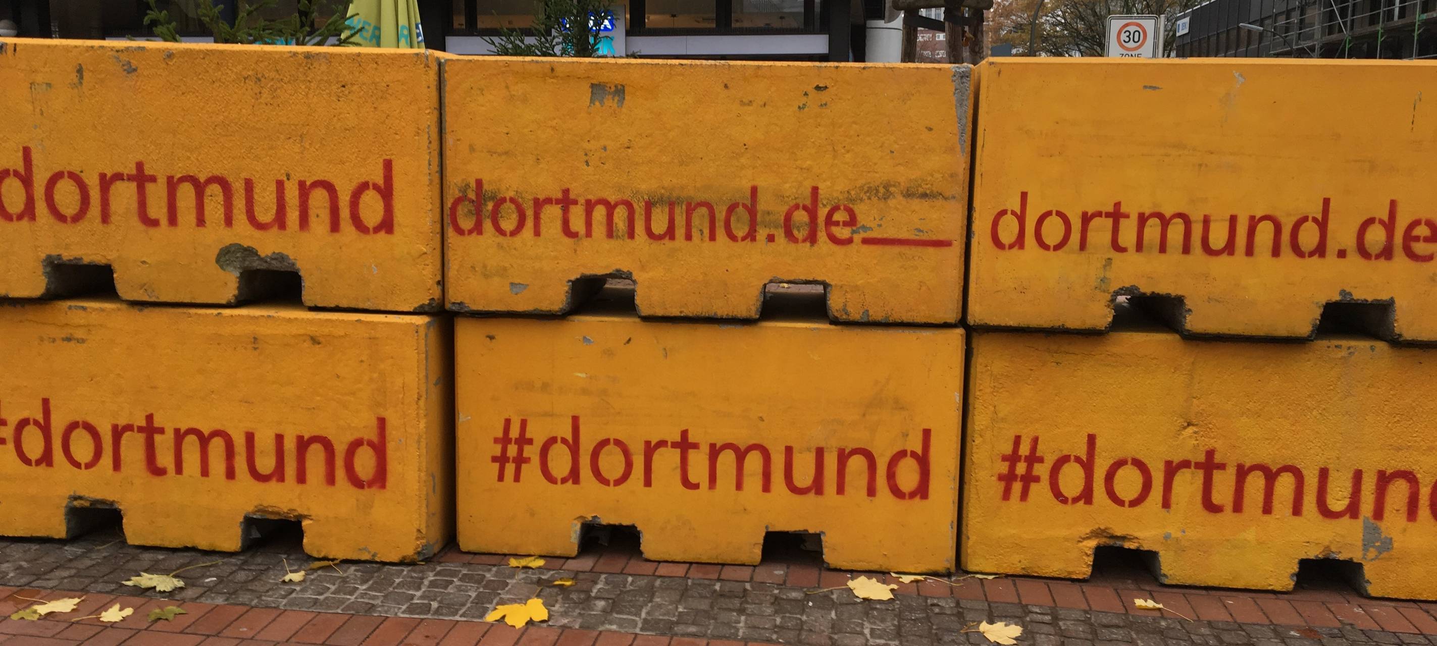 Lkw-Absperrung auf dem Dortmunder Weihnachtsmarkt.