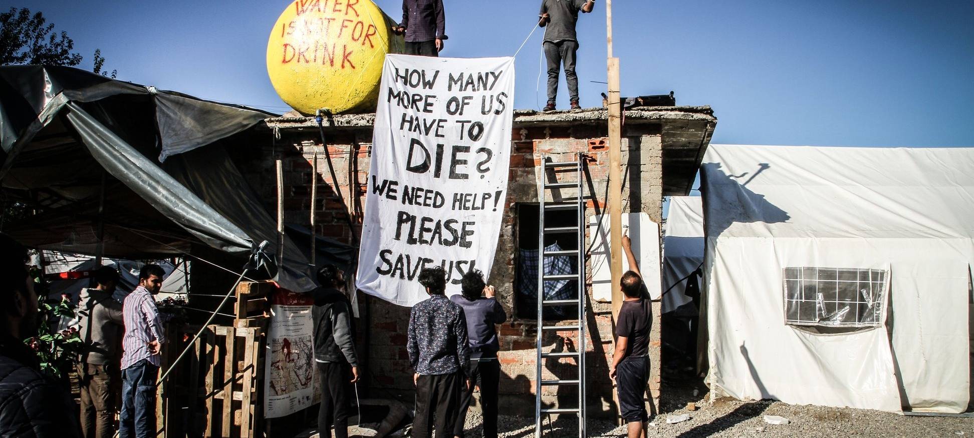 Hilfe für Menschen im Flüchtlingscamp in Bosnien