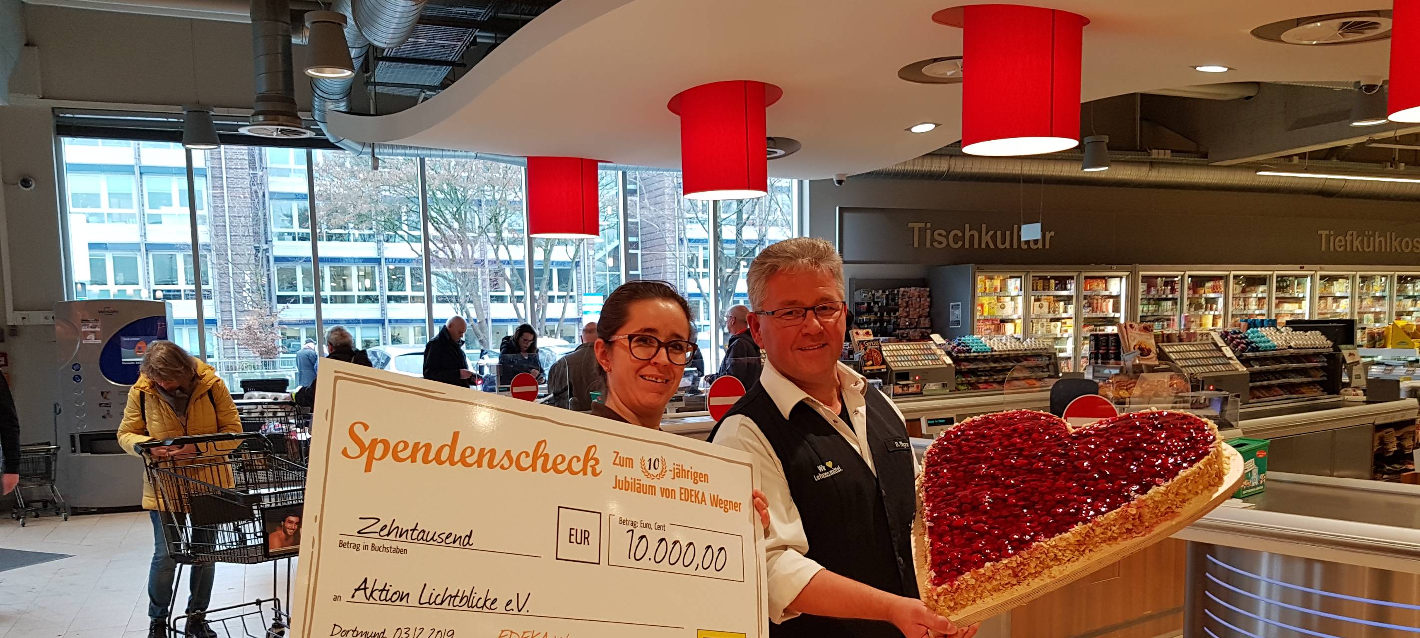 Bernd Wegner spendet 10.000 Euro an Aktion Lichtblicke