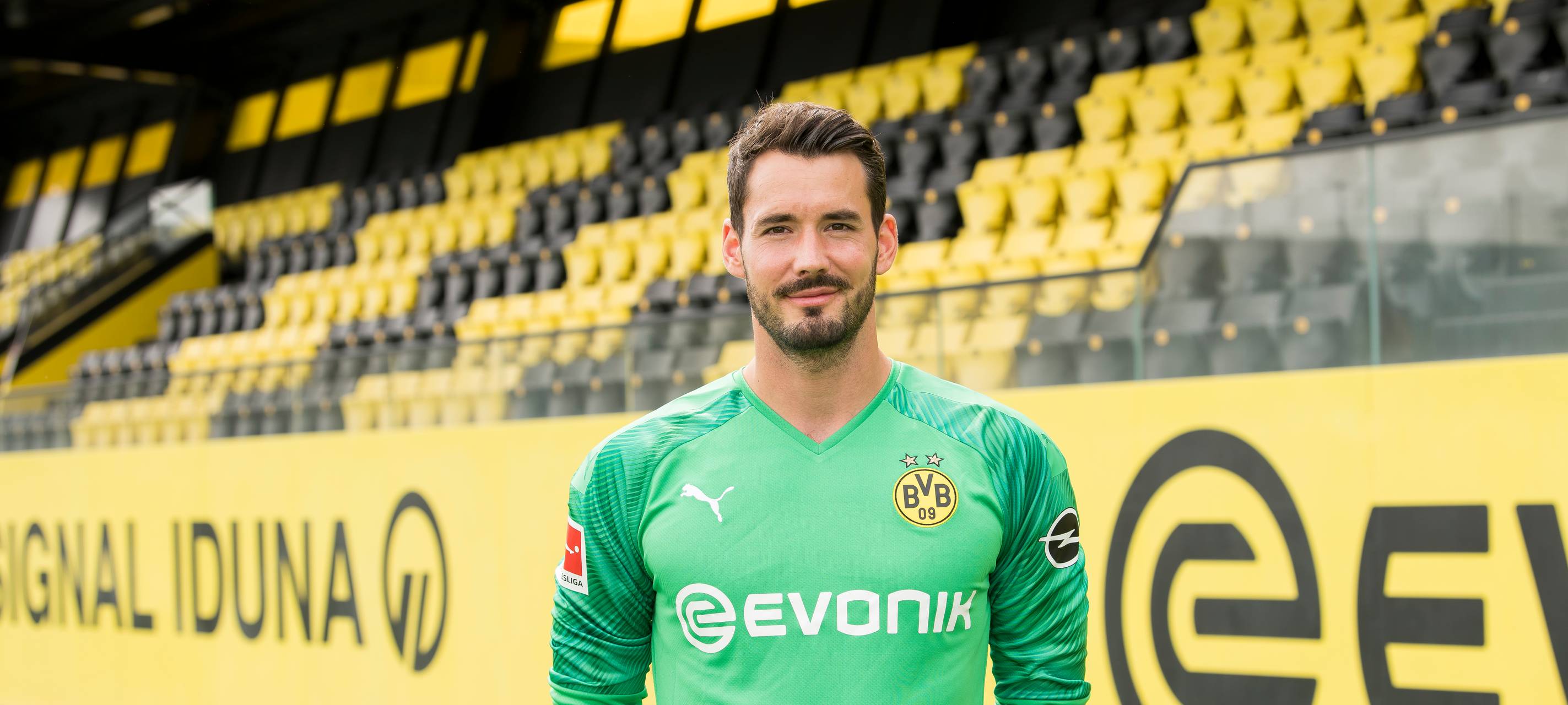 BVB-Torwart Roman Bürki verlängert Vertrag