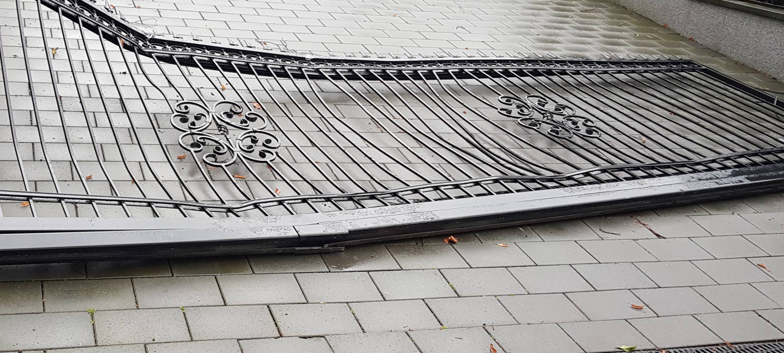 Zerstörtes Hoftor, Höhenweg.