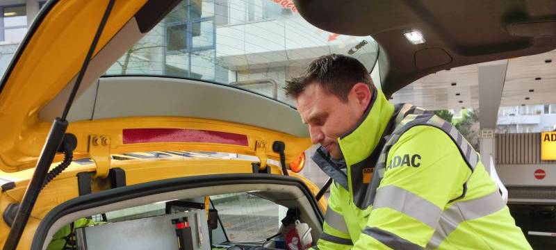 ADAC Dortmund: Tipps zum Autofahren im Schnee