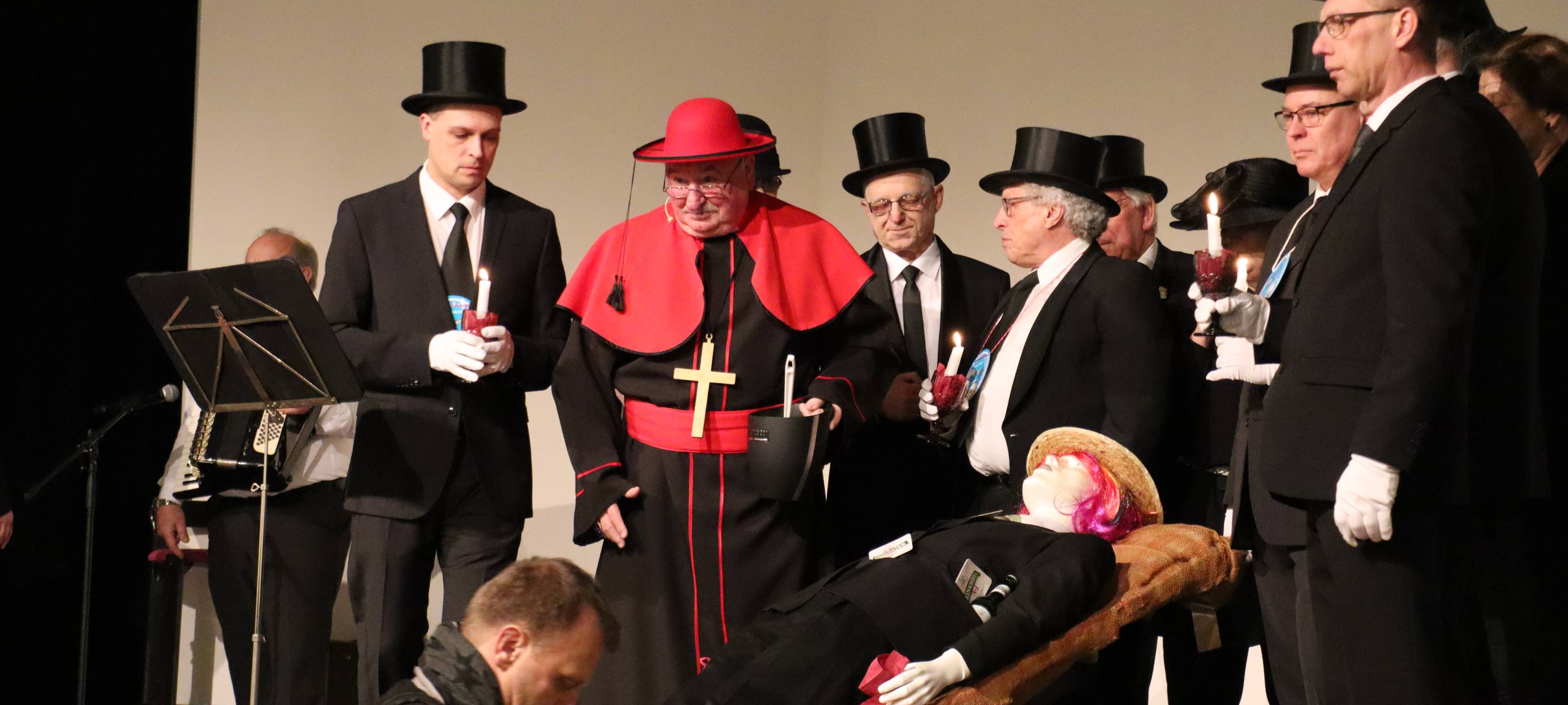 Bacchus-Beerdigung in Dortmund: Das Ende der Karnevalszeit