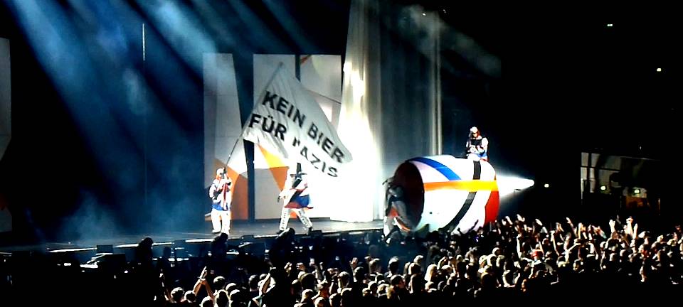 „Kindergeburtstag für Erwachsene“ - Deichkind in Dortmund