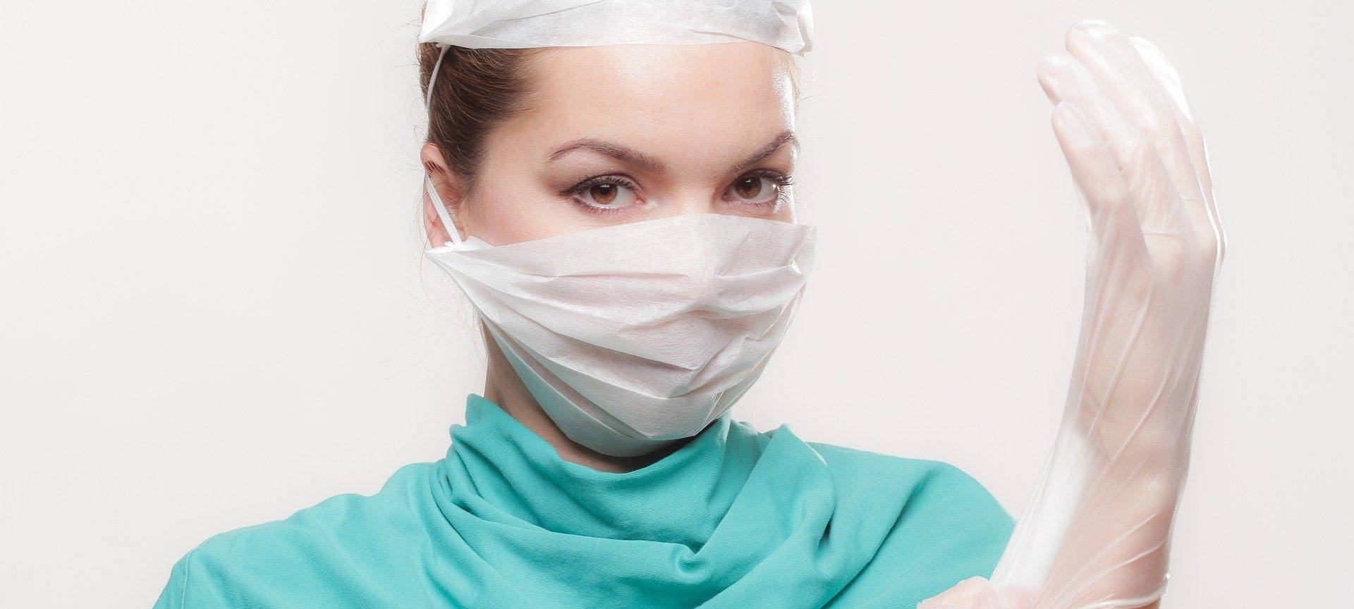 Schutzausrüstung Arzt