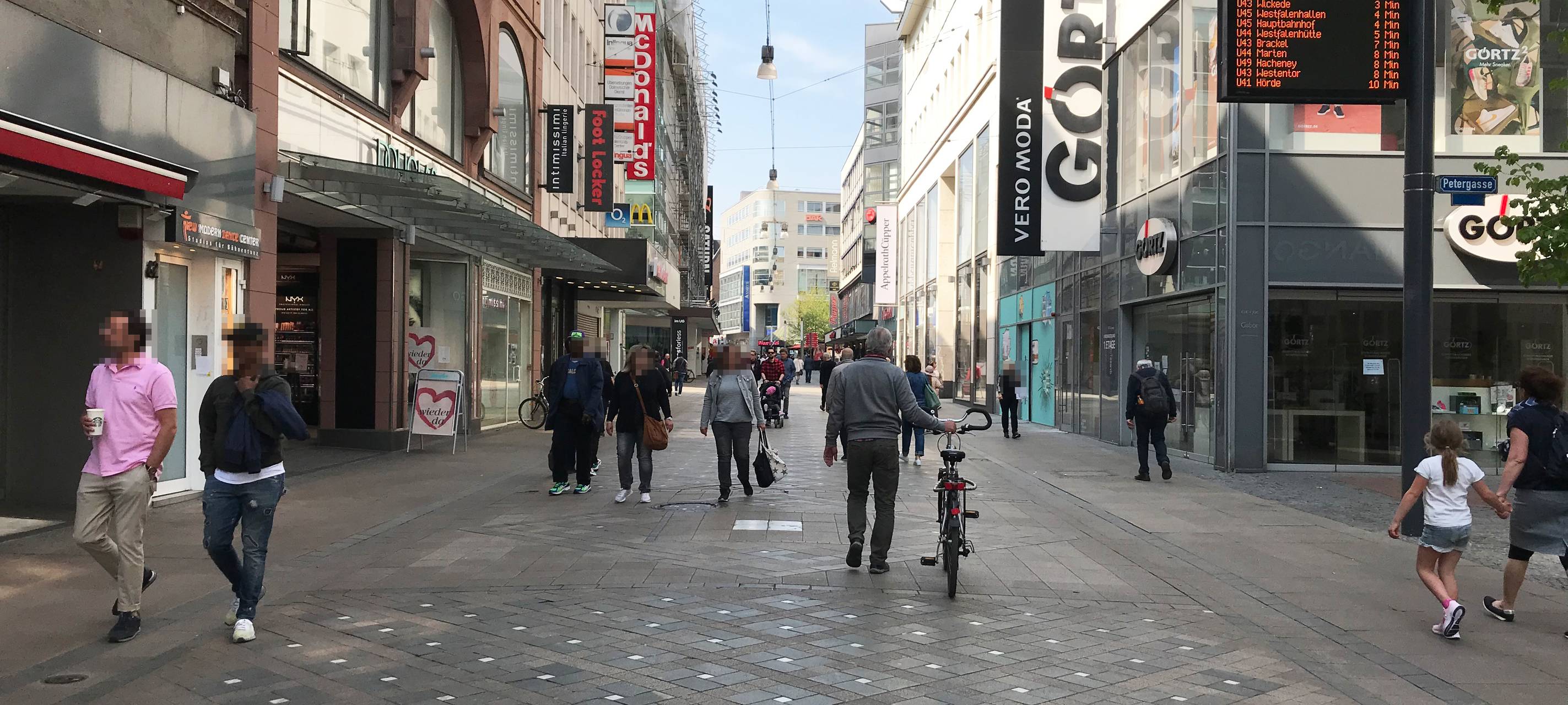 Dortmunder Westenhellweg 4 Tage nach der Corona-Lockerung.