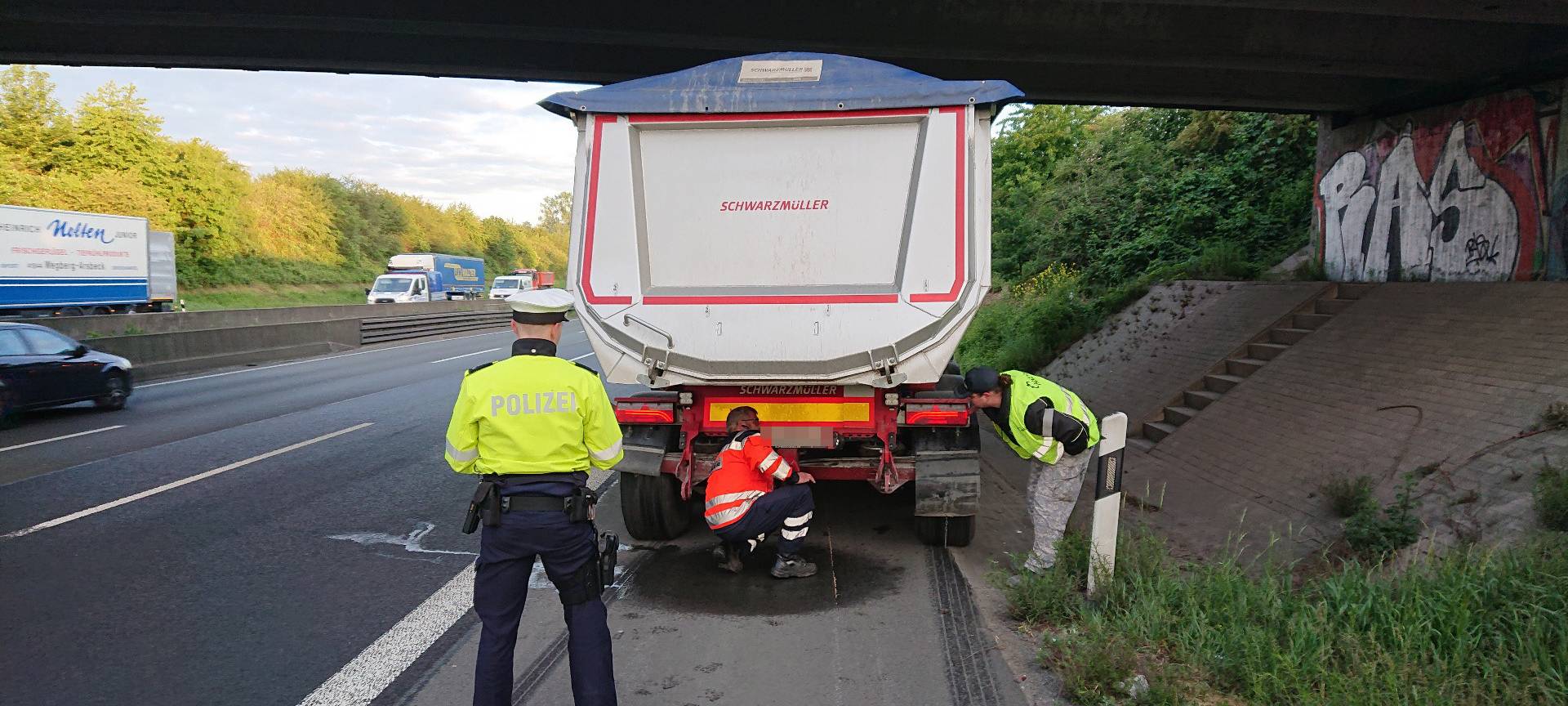 Unfall auf der A2 Richtung Oberhausen am 13. Mai 2020.