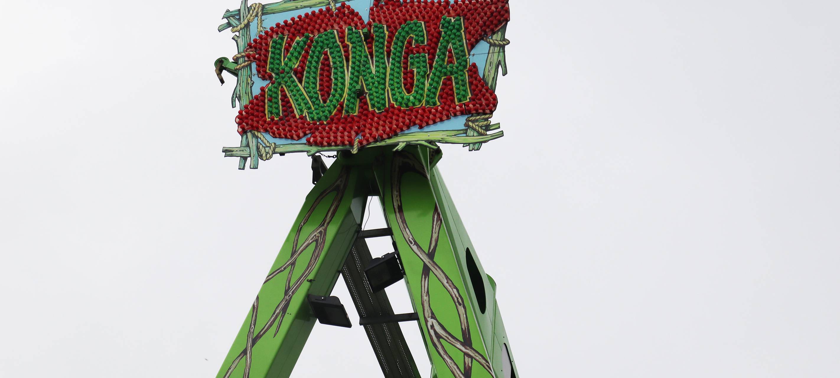 "FunDOmio" Pop-Up-Freizeitpark in Dortmund wird aufgebaut