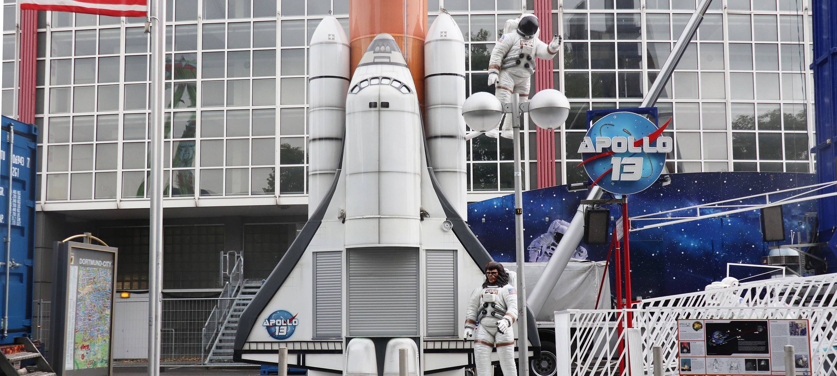 "FunDOmio" Pop-Up-Freizeitpark in Dortmund wird aufgebaut