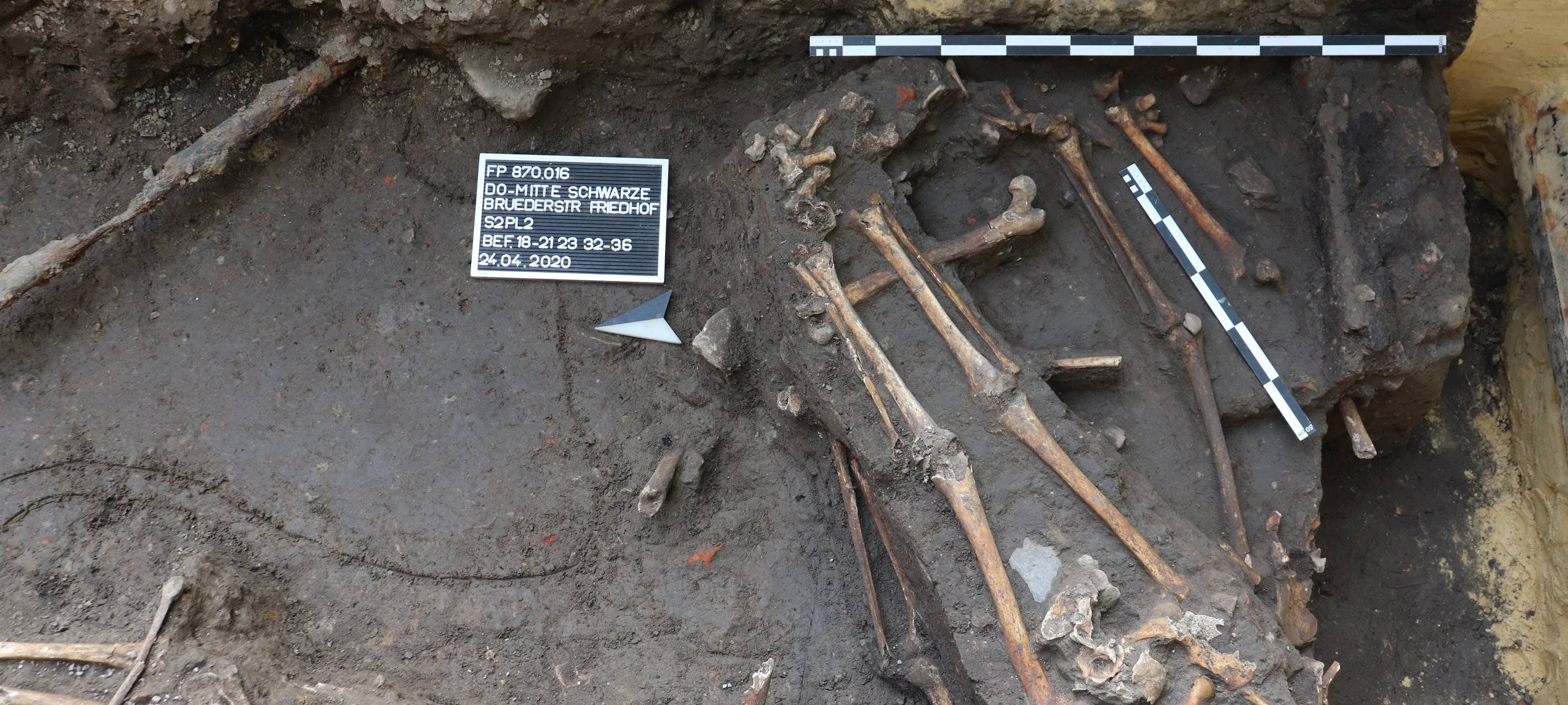 Dortmund: Skelette bei Bauarbeiten gefunden