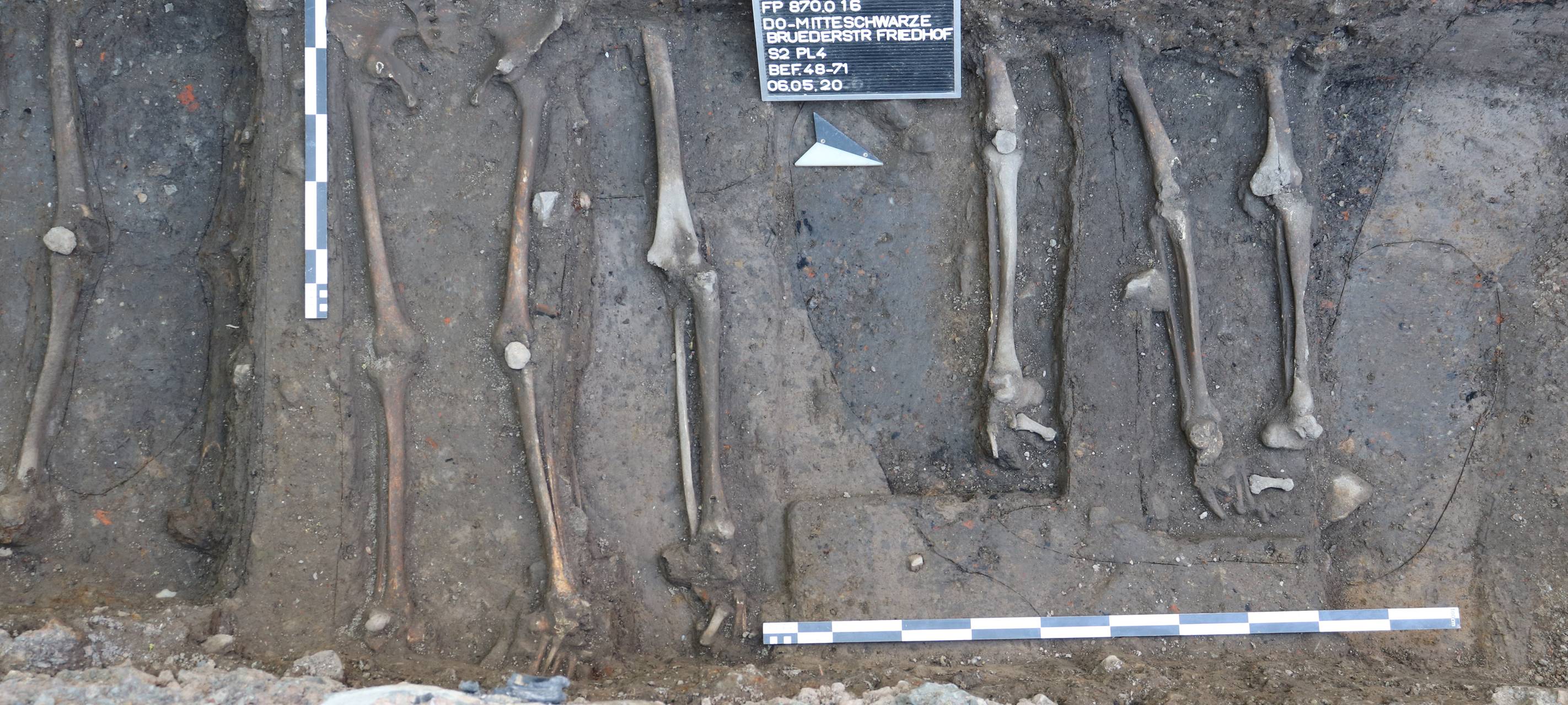 Dortmund: Skelette bei Bauarbeiten gefunden