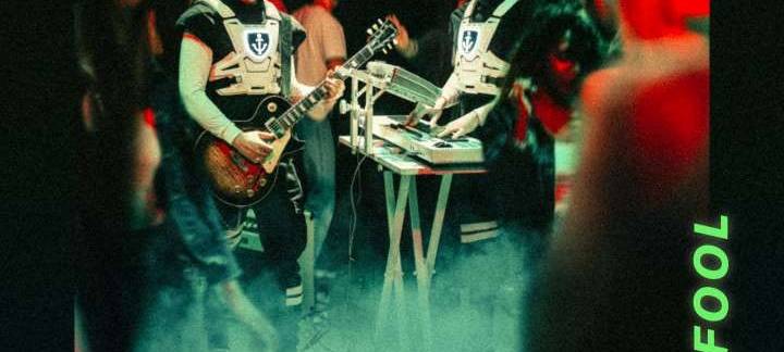 twocolors - Lovefool