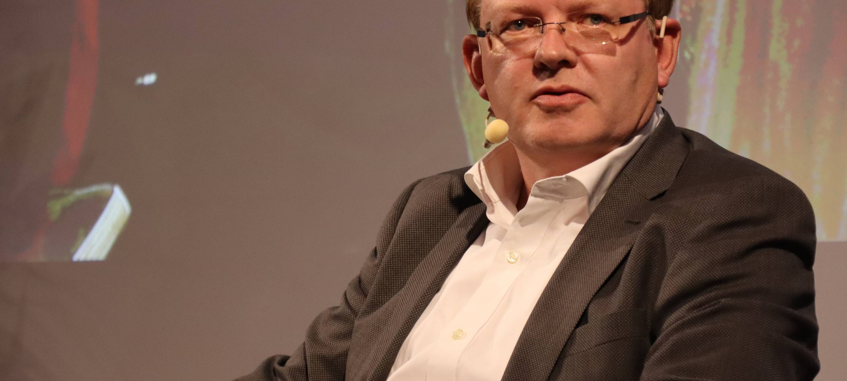 Endspurt ums Rathaus: Die Wahlarena mit den OB-Kandidaten