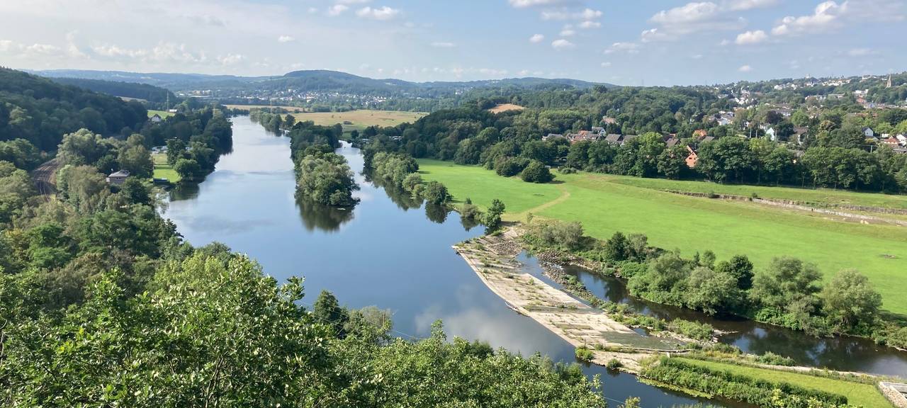 Den schönsten Blick über das Ruhrtal genießen, entspannte Spaziergänge an der frischen Luft, oder einfach mal die Seele baumeln lassen. Das geht am besten am Hohenstein in Witten, sagt Radio 91.2-Hörerin Susanne.
