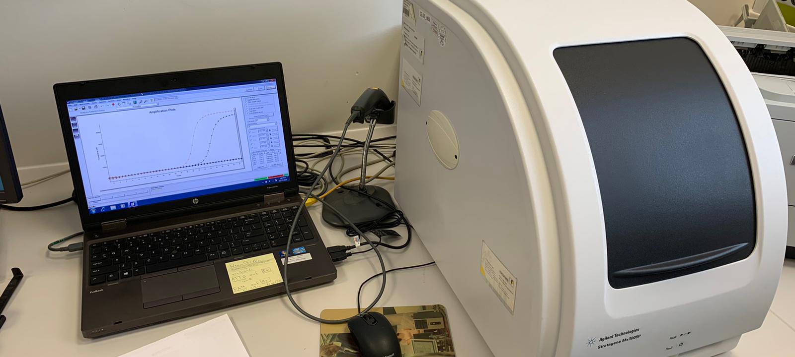 Corona-Testung im Labor des Dortmunder Klinikums.